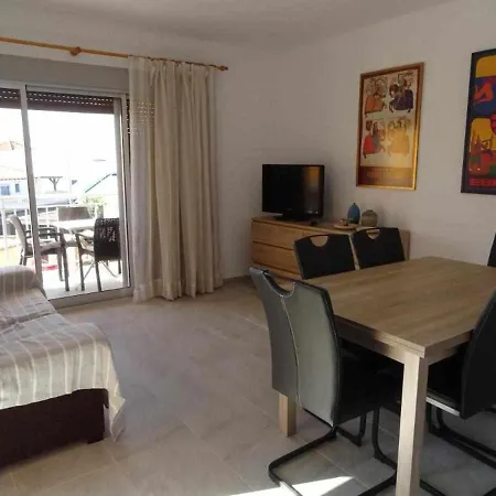 El Sol A 20 Metros Del Mar.